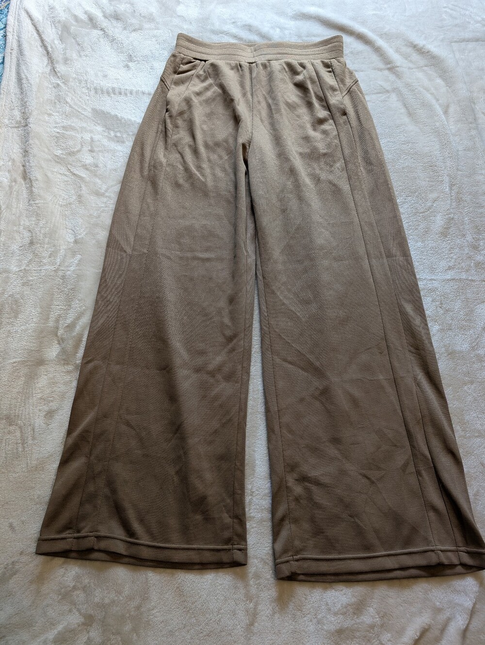 HALARA Flex Wide Leg Lounge Pants – Taupe – Women's Medium Regular NWOT - Picture 2 of 8